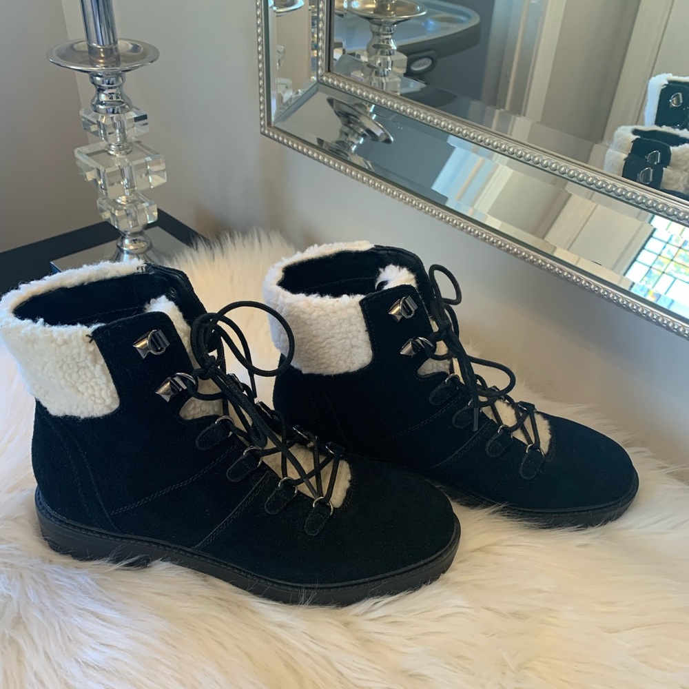 Marc Fisher leather/suede booties w faux fur